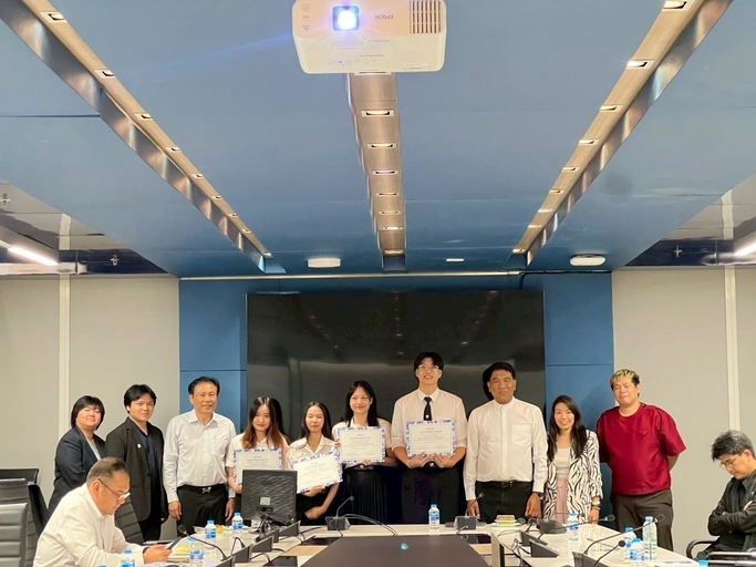 การตลาดดิจิทัล ที่เดียวที่ได้รับ Digital Marketing Certifier จากสภาหอการค้าไทย